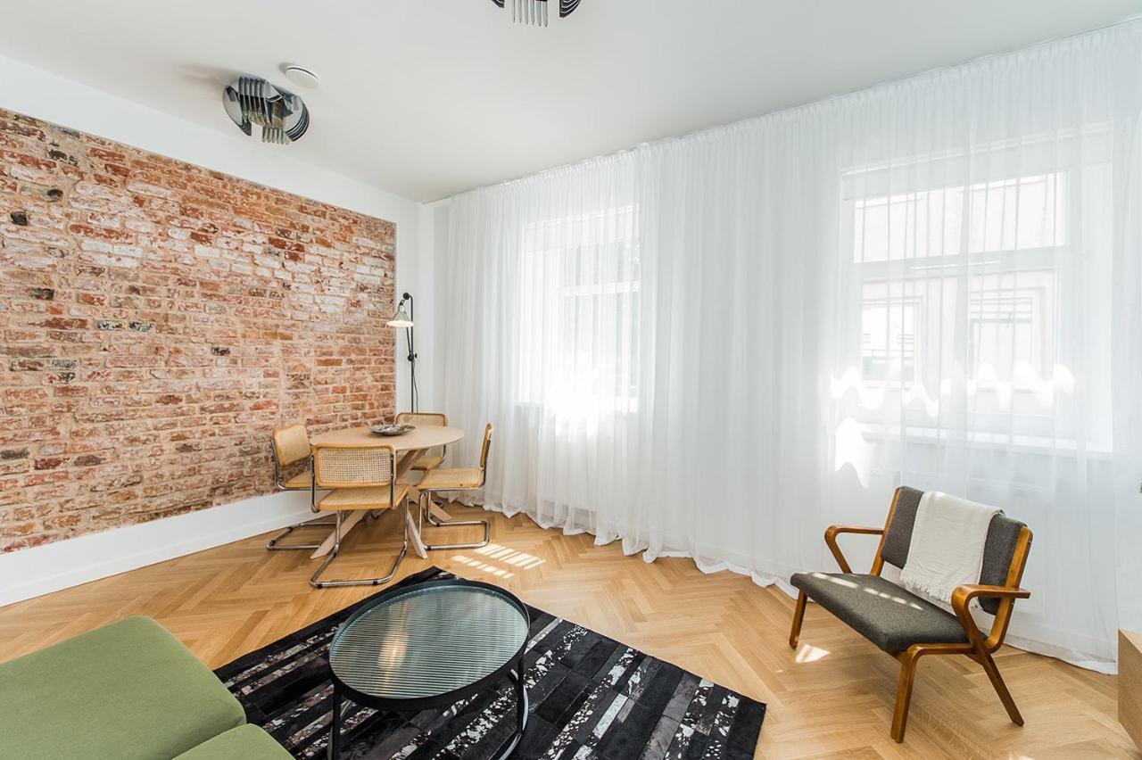 Kaunas Town Hall Apartment 5A By Urban Rent Buitenkant foto